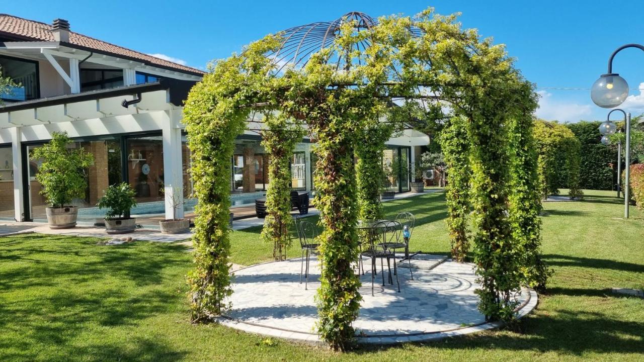 Fontana Oasis Apartments Castelnuovo del Garda Εξωτερικό φωτογραφία