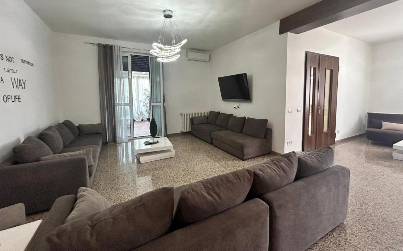 Fontana Oasis Apartments Castelnuovo del Garda Εξωτερικό φωτογραφία